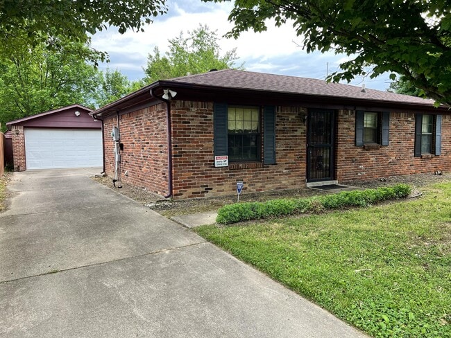 Building Photo - 5807 Larkgrove Dr