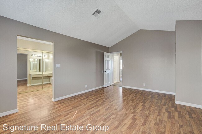 Building Photo - 4 br, 2.5 bath House - 3569 Taos Lane