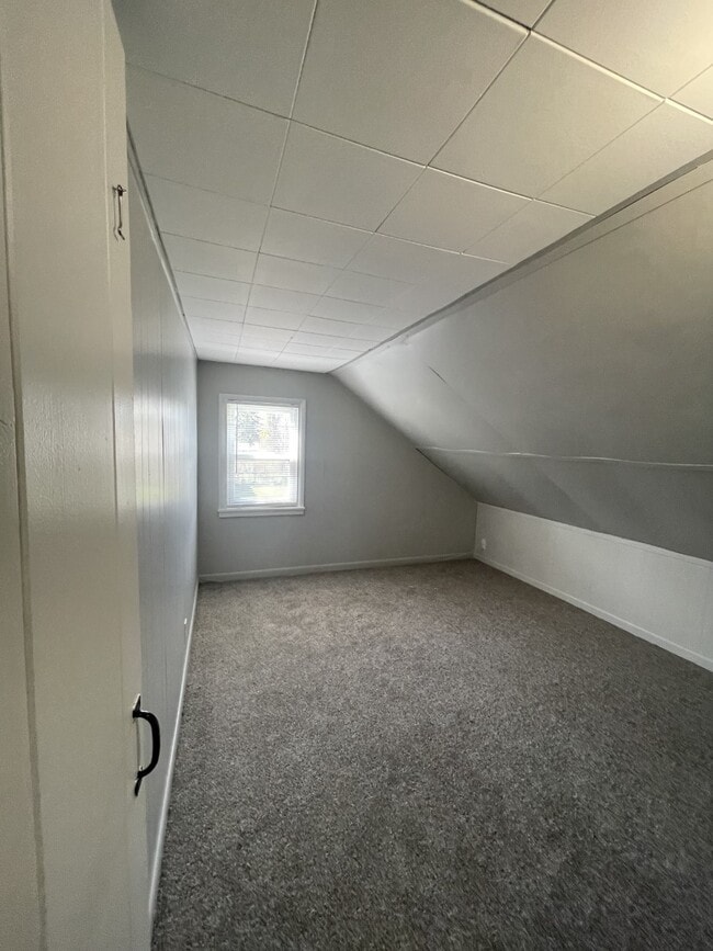 Building Photo - 1307 Mansfield St