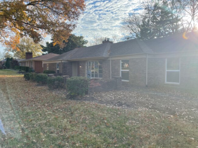 Primary Photo - 6300 Regal Rd