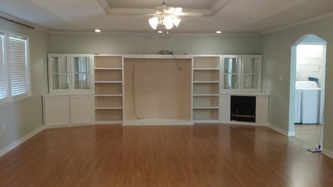 Building Photo - 385 Berry Rd