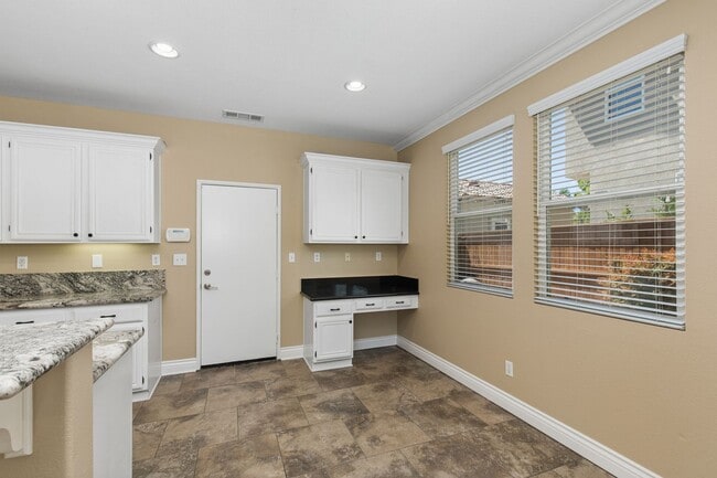 Building Photo - Paseo Del Sol, 5 br/3 ba House, 2-Story, 3 car gar, yard, corner lot, gardener, granite, hardwood...