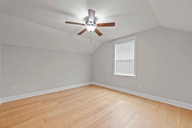 Building Photo - 720 Goodlet Cir