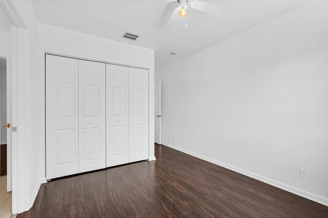 Building Photo - 1427 NW 34th Way