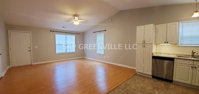 Building Photo - Coming Soon:  Three Bedroom House in Taylo...