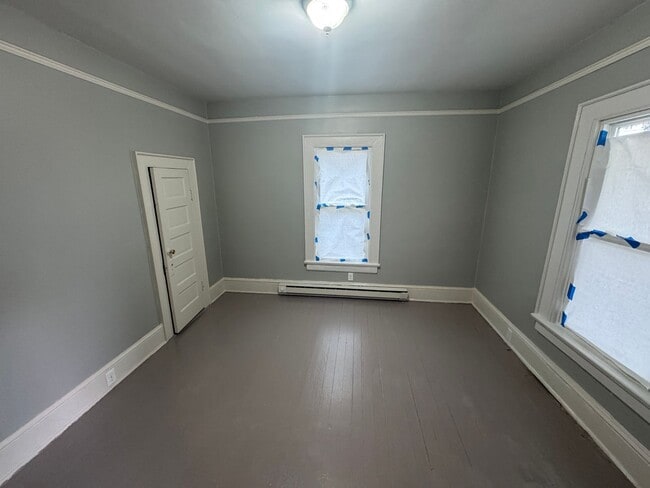 Building Photo - 2 Bedroom House Near Rocky Mount Middle Sc...
