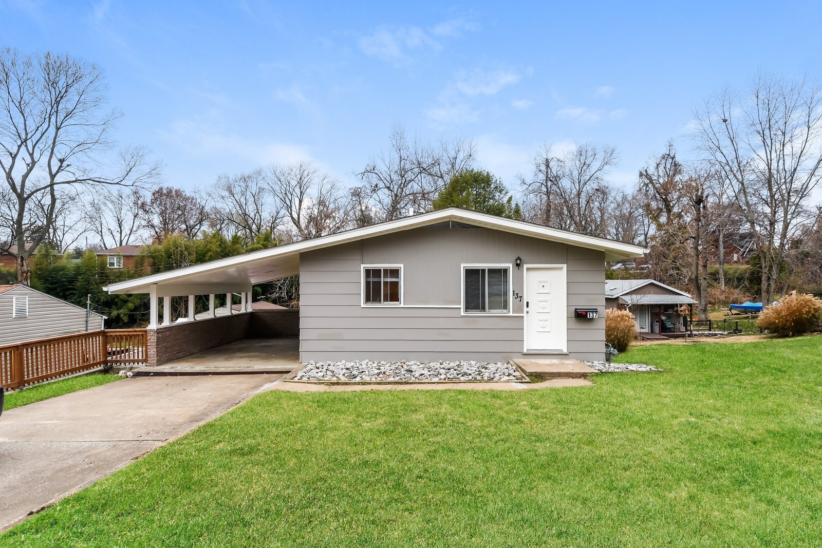 Building Photo - 137 Courtland Pl