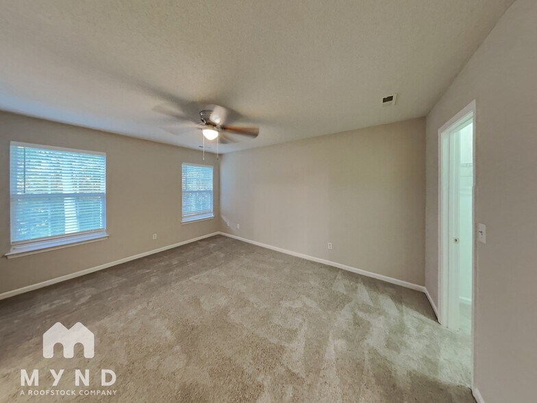 Building Photo - 9209 White Aspen Pl