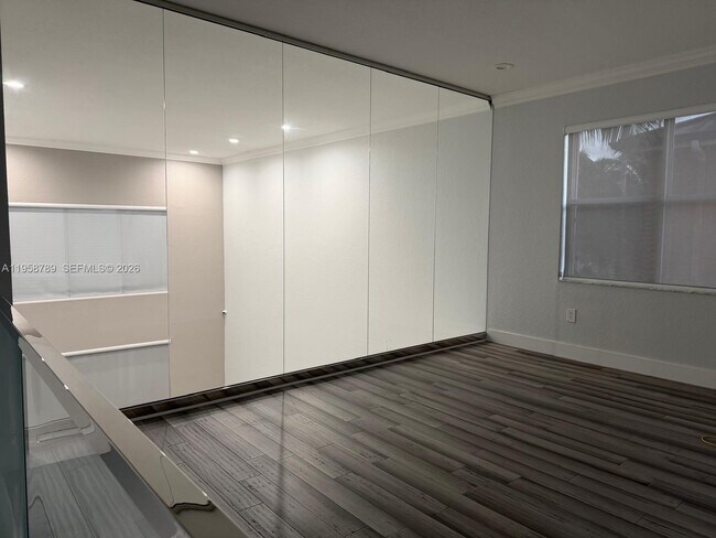 Building Photo - 5455 SW 191st Terrace