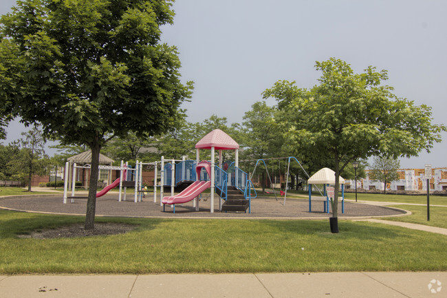 Building Photo - Glenview Townhomes