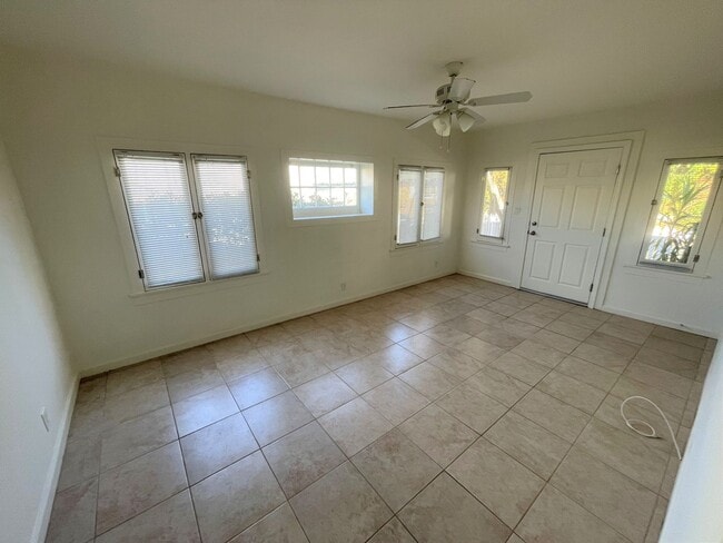 Building Photo - Downtown Home with Large Deck and OCEAN VIEWS!