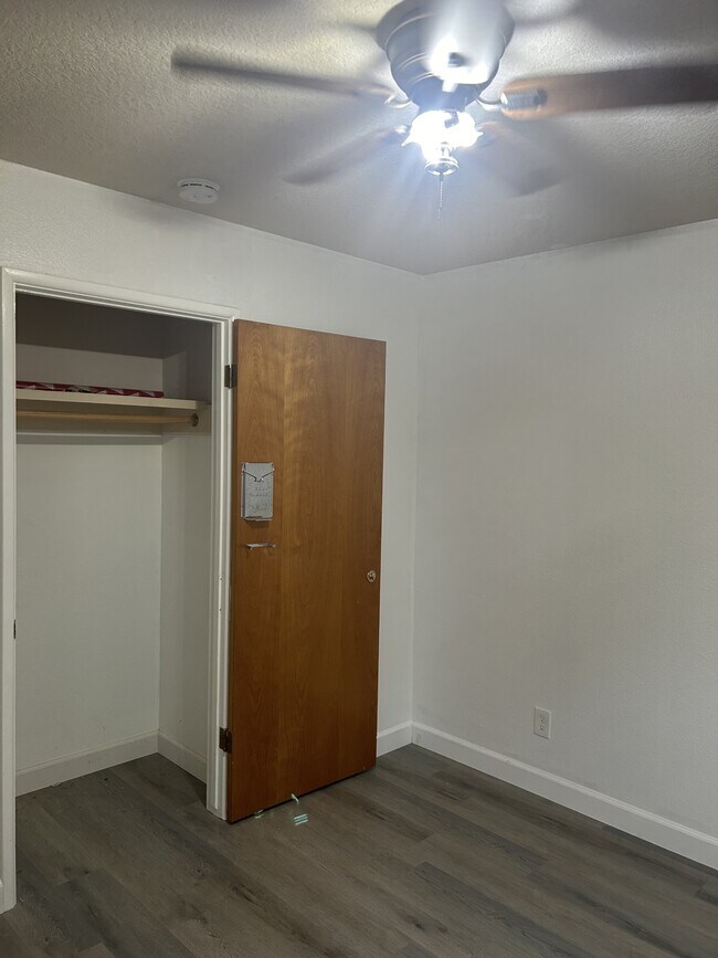 Building Photo - 1726 Idylwood Ct