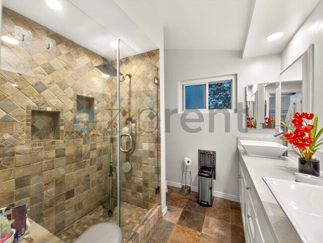 Building Photo - 20520 Rhoda St