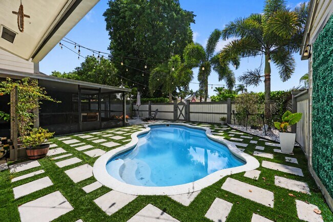 Building Photo - 13400 Bedford Mews Ct