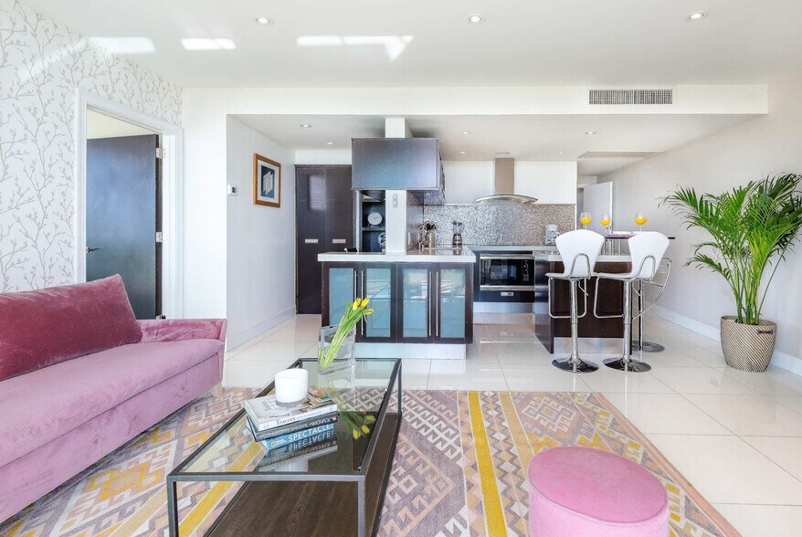 Building Photo - 2889 McFarlane Rd