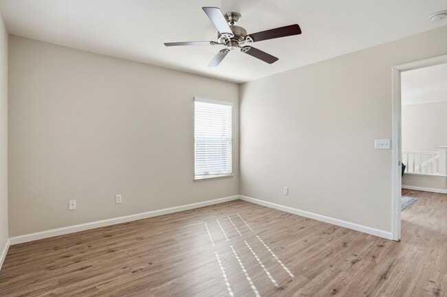 Building Photo - SPACIOUS & CLEAN 2 STORY, 4 BEDROOM, 2.5 BATH IN NATOMAS