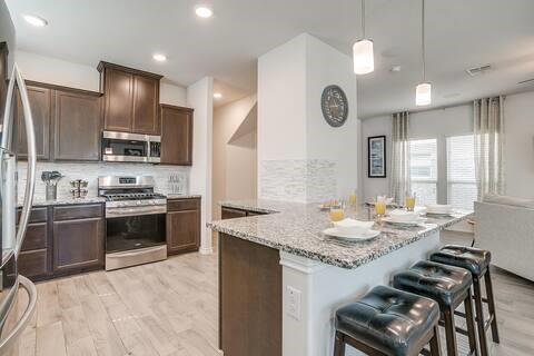 Building Photo - 10040 Eagle Pass Pl