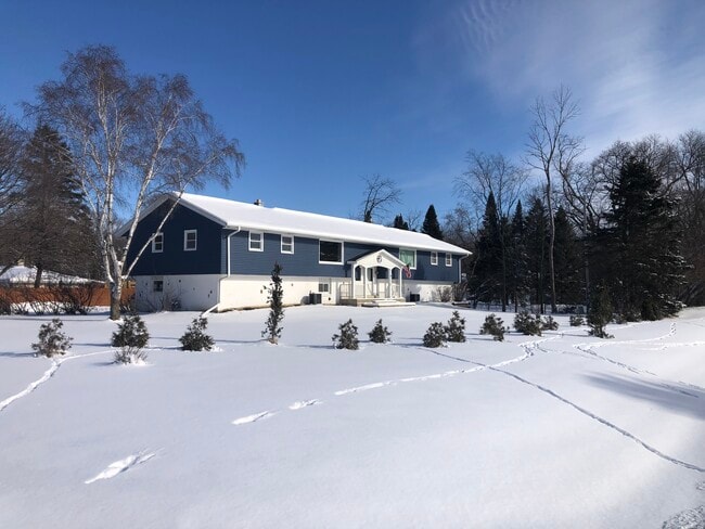 Building Photo - 3758 County Line Rd