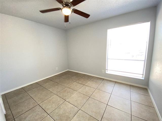 Building Photo - 6812 Trail Lake Dr