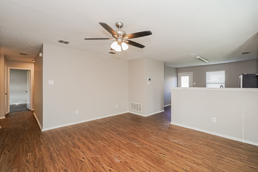 Building Photo - 105 Teal Rd