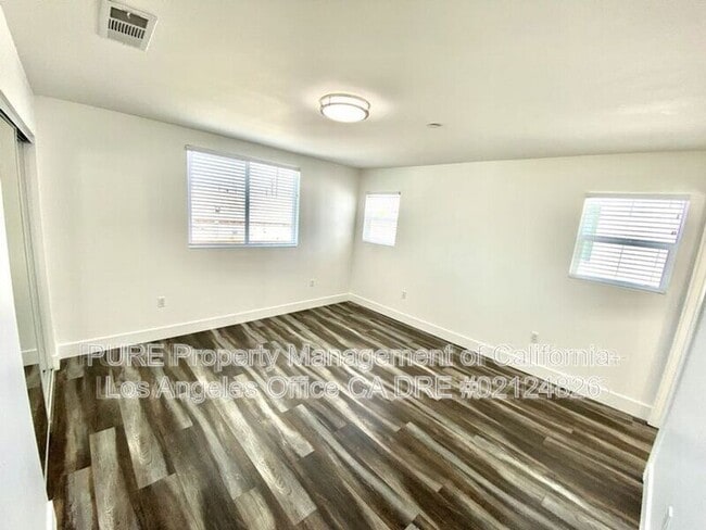 Building Photo - 6732 1/2 Irvine Avenue