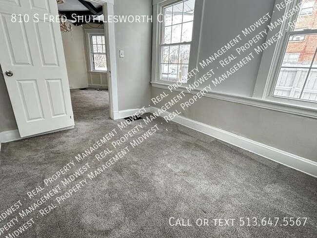 Building Photo - 810 S Fred Shuttlesworth Cir