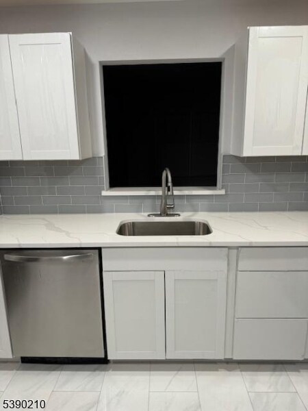 Building Photo - 1 Upperbrook Ct