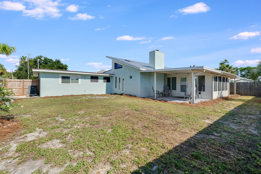 Building Photo - 3511 Treasure Cir