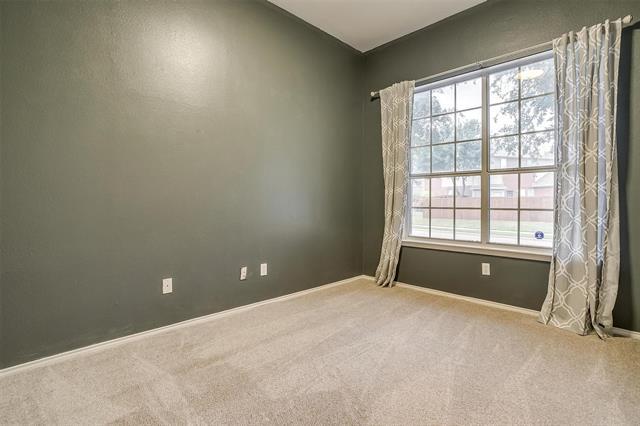 Building Photo - 1945 Reddenson Ct