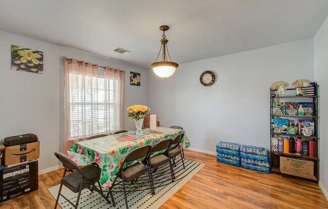 Building Photo - 18135 Flower Grove Ct