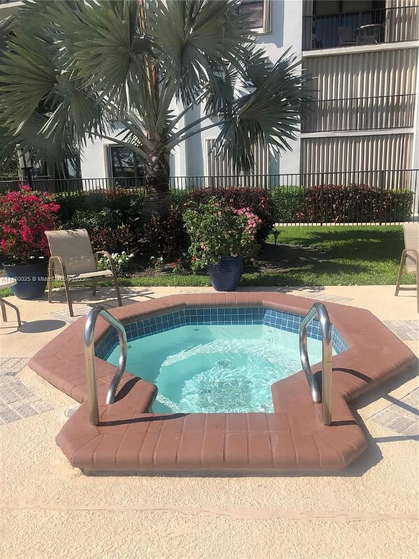 Building Photo - 3545 S Ocean Blvd