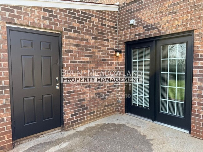 Building Photo - 9116 Parktop Ln NW