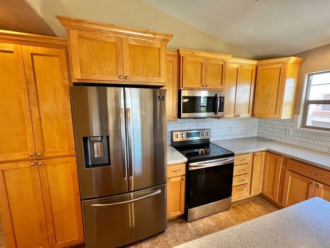 Building Photo - 4101 Crittenton Ln