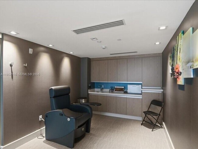 Building Photo - 330 Sunny Isles Blvd