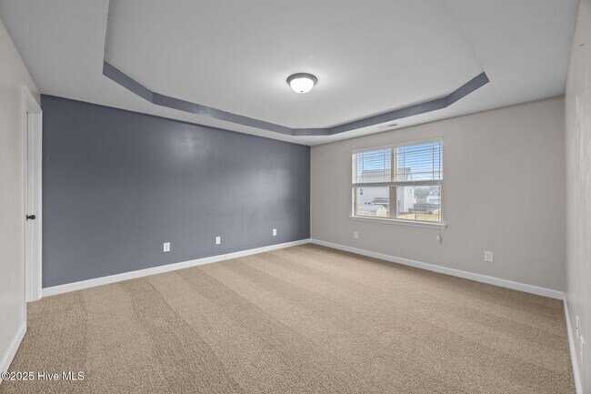 Building Photo - 100 Shallow Ct