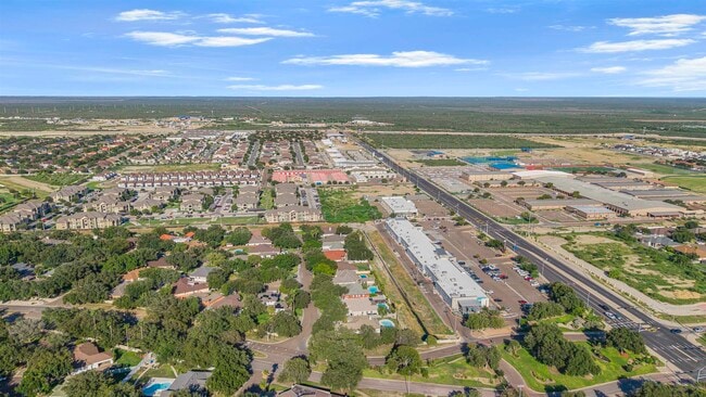 Building Photo - 3111 Persimmon Ct