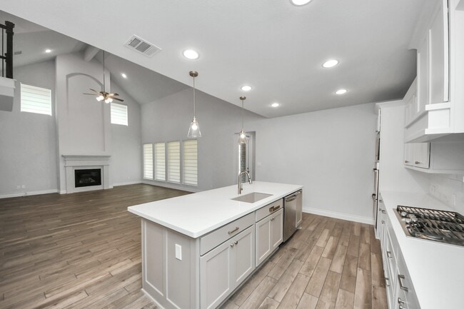 Building Photo - 28907 Ridge Valley Ct