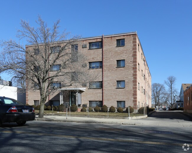 Primary Photo - 763 Main St