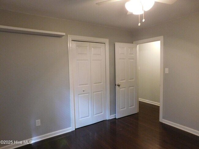 Building Photo - 278 Gatewood Dr