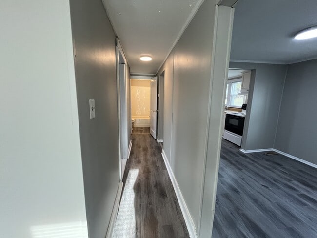 Building Photo - 41 Lick Hollow Rd