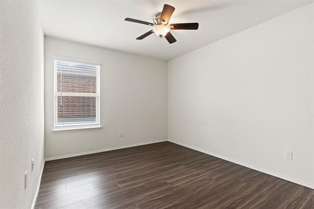 Building Photo - 312 Saguaro Dr