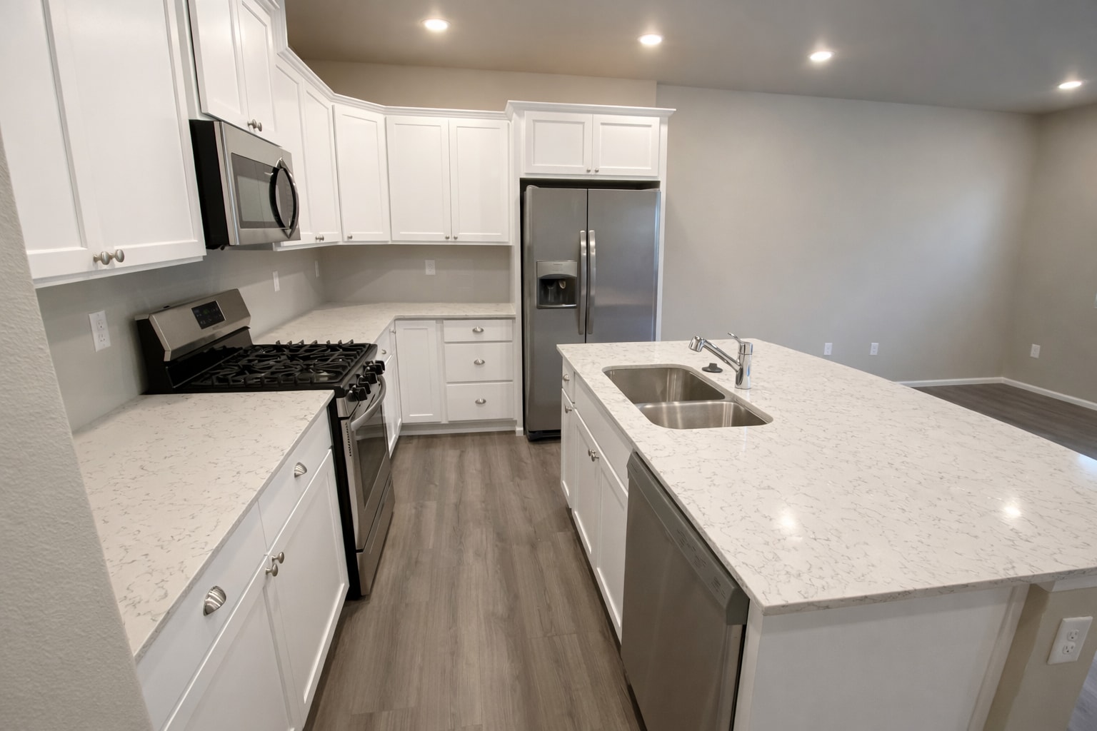 Kitchen - 13157 175th Ave E