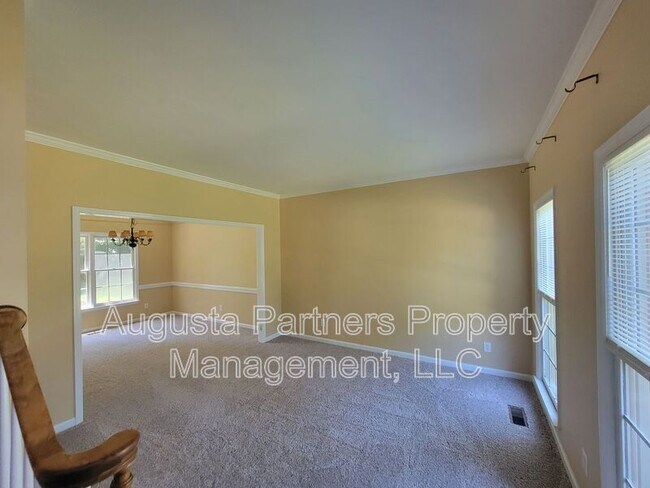 Building Photo - 3719 El Cordero Ranch Springs Rd