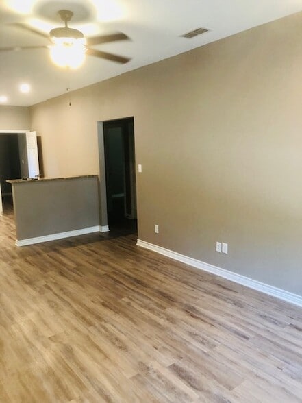living room - 212 Omaha St