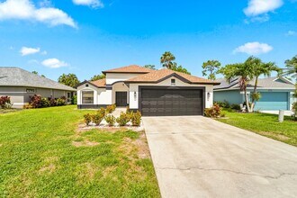 Building Photo - Newly renovated 3-bedroom, 2-bath single-family residence located in the Queens Park community.