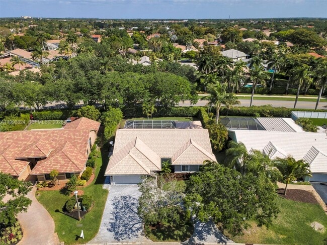 Building Photo - 10425 NW 48th Manor