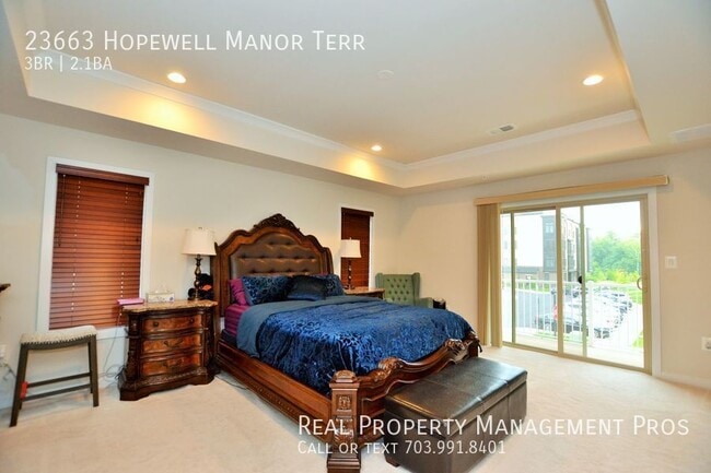 Building Photo - 23663 Hopewell Manor Terrace