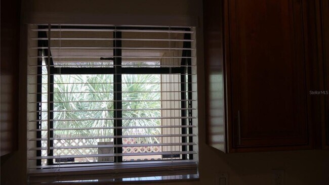 Building Photo - 3026 Vinson Ave