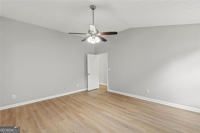 Building Photo - 4680 Sterling Oaks Ct