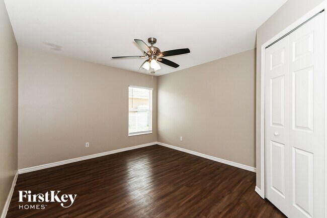 Building Photo - 2218 NW 1st St